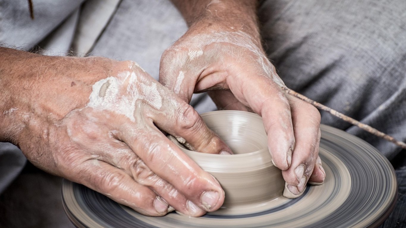 Keyifli Anlar: Sanat ve El İşi Atölyelerimiz